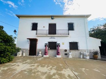 Detached house with pool for sale in Calle LA LOMA