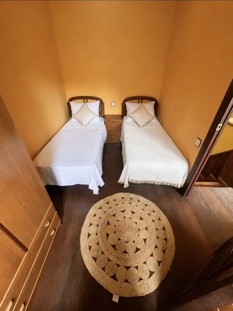 Habitación de Casa o chalet en venta en Oviedo 