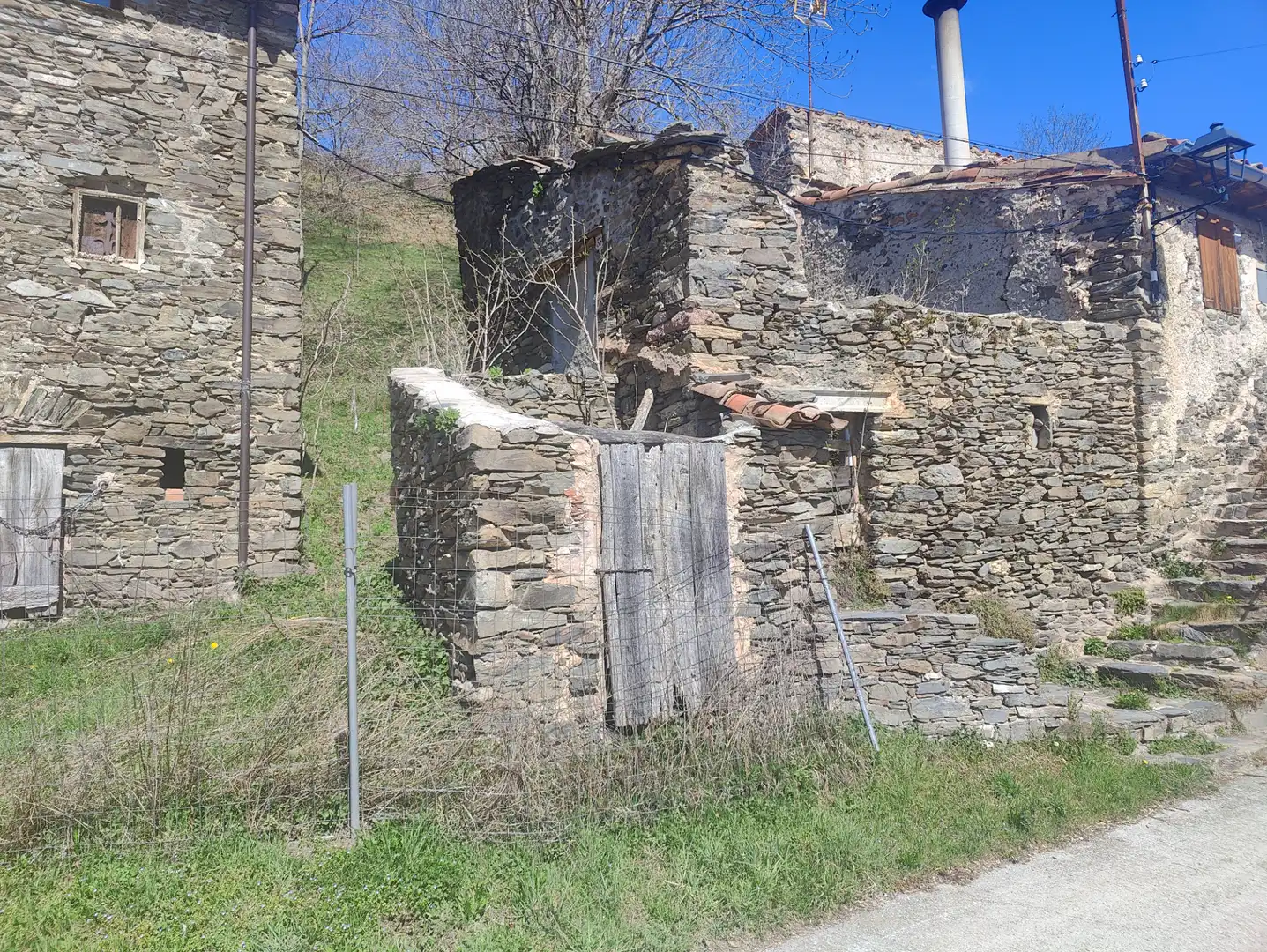 Landhaus mit Terrasse zum Verkauf in Molló