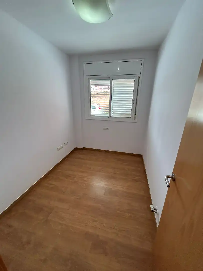 Schlafzimmer von Wohnung zum Verkauf in Piera mit Heizung, Ofen und Alarm