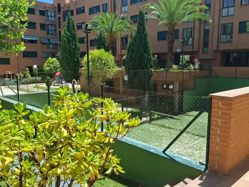 Terrassa de Pis en venda en  Madrid Capital amb Aire condicionat i Piscina