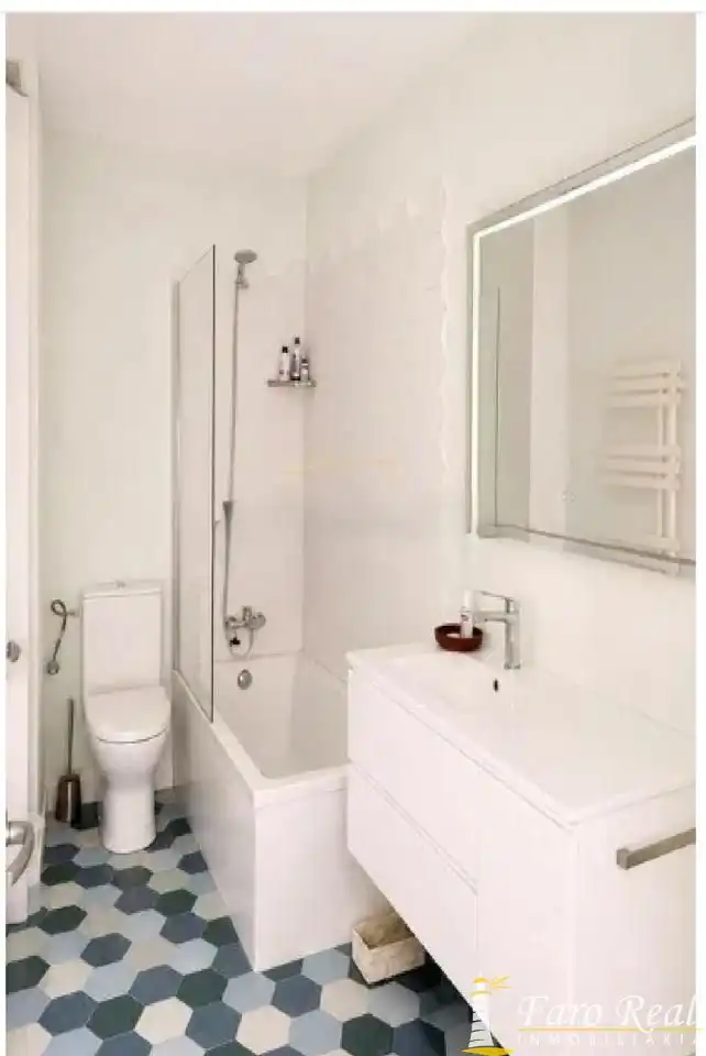 Baño de Piso en venta en Sanlúcar de Barrameda con Aire acondicionado y Terraza