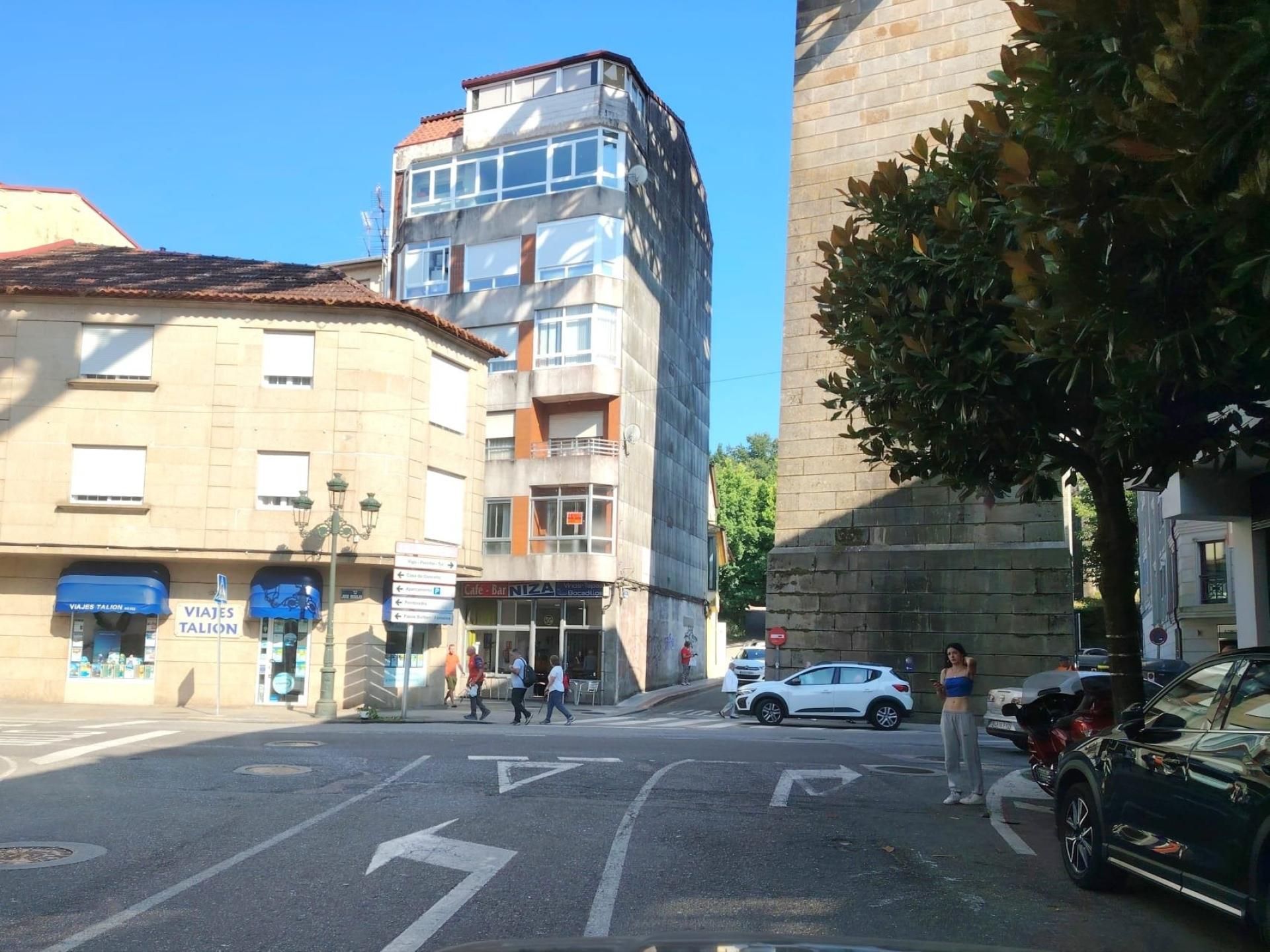 Vista exterior de Apartament en venda en Redondela amb Calefacció