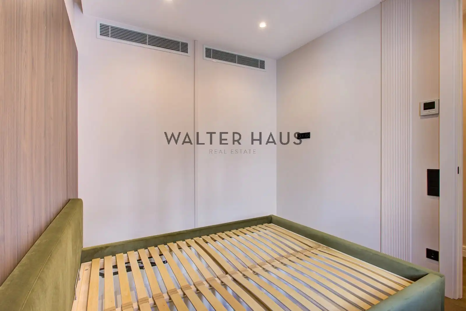 Wohnung zum Verkauf in Barcelona mit Klimaanlage und Heizung