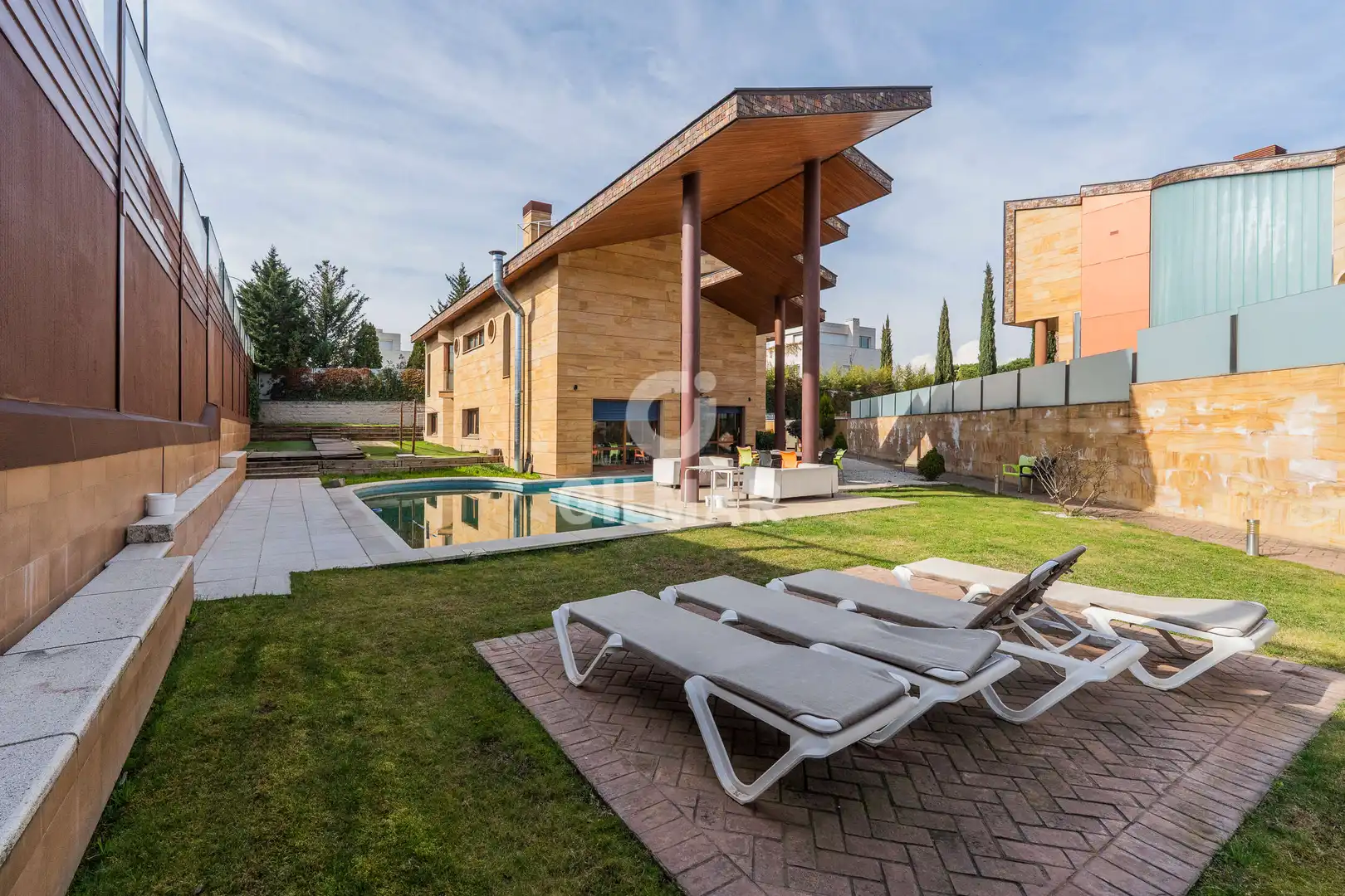 Jardín de Casa o chalet en venta en Madrid con Calefacción, Jardín privado y Piscina