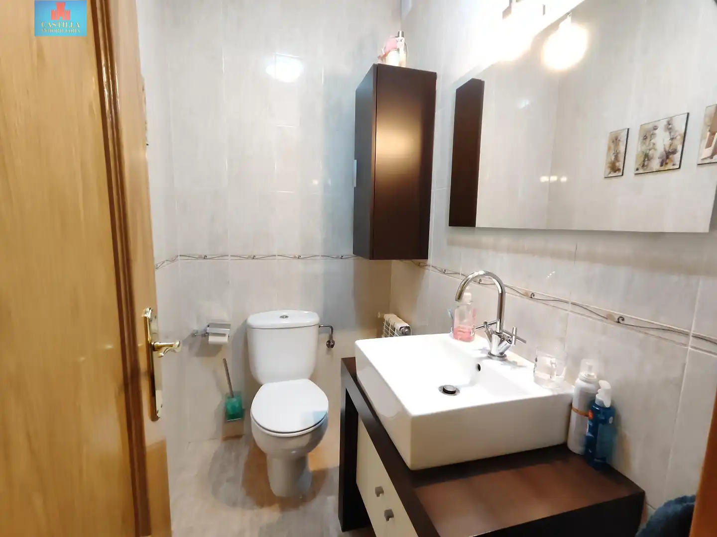 Baño de Casa adosada en venta en Berrocalejo de Aragona con Calefacción, Terraza y Trastero