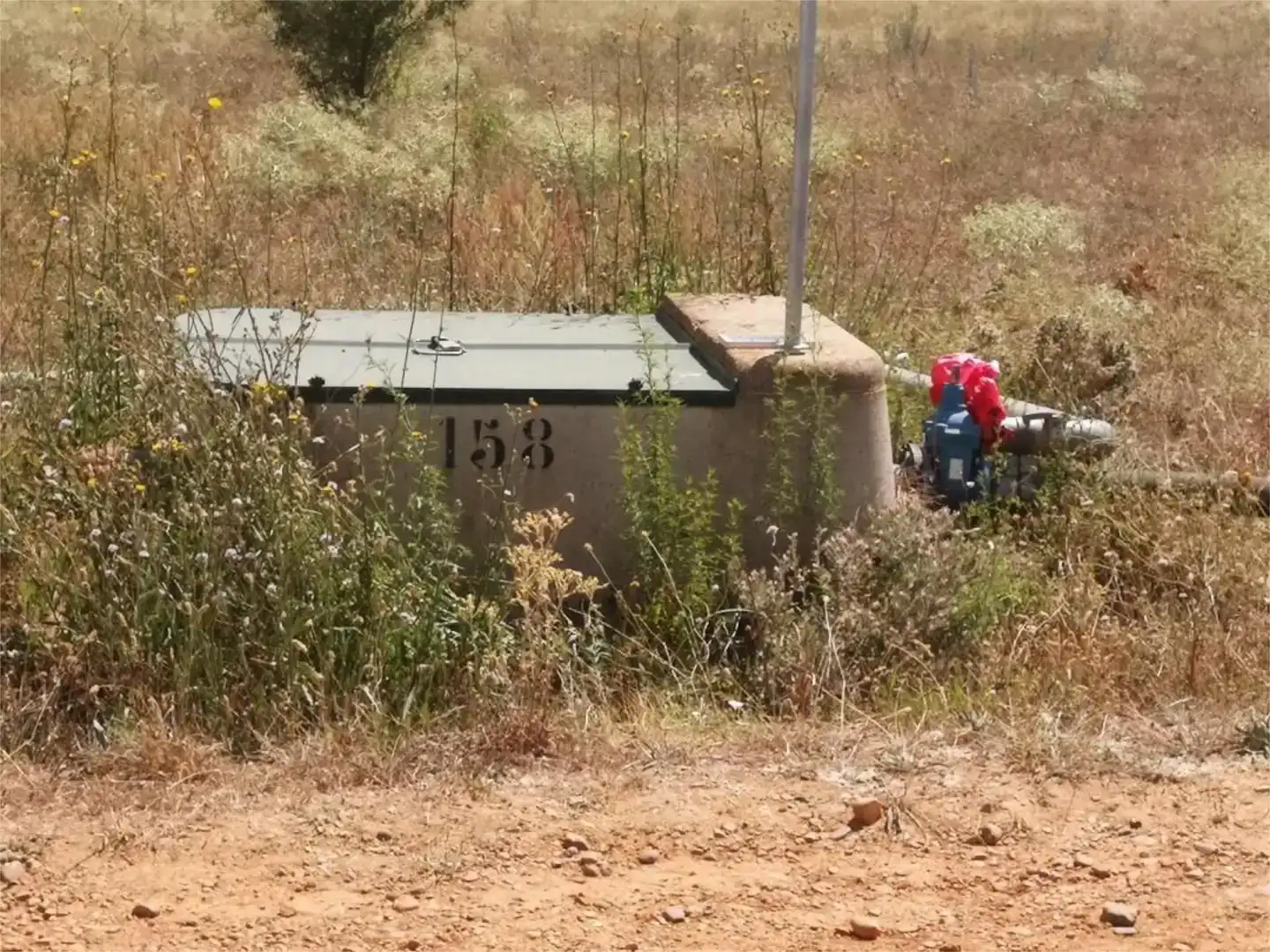 Vista exterior de Terreno en venta en Pajares de los Oteros, León