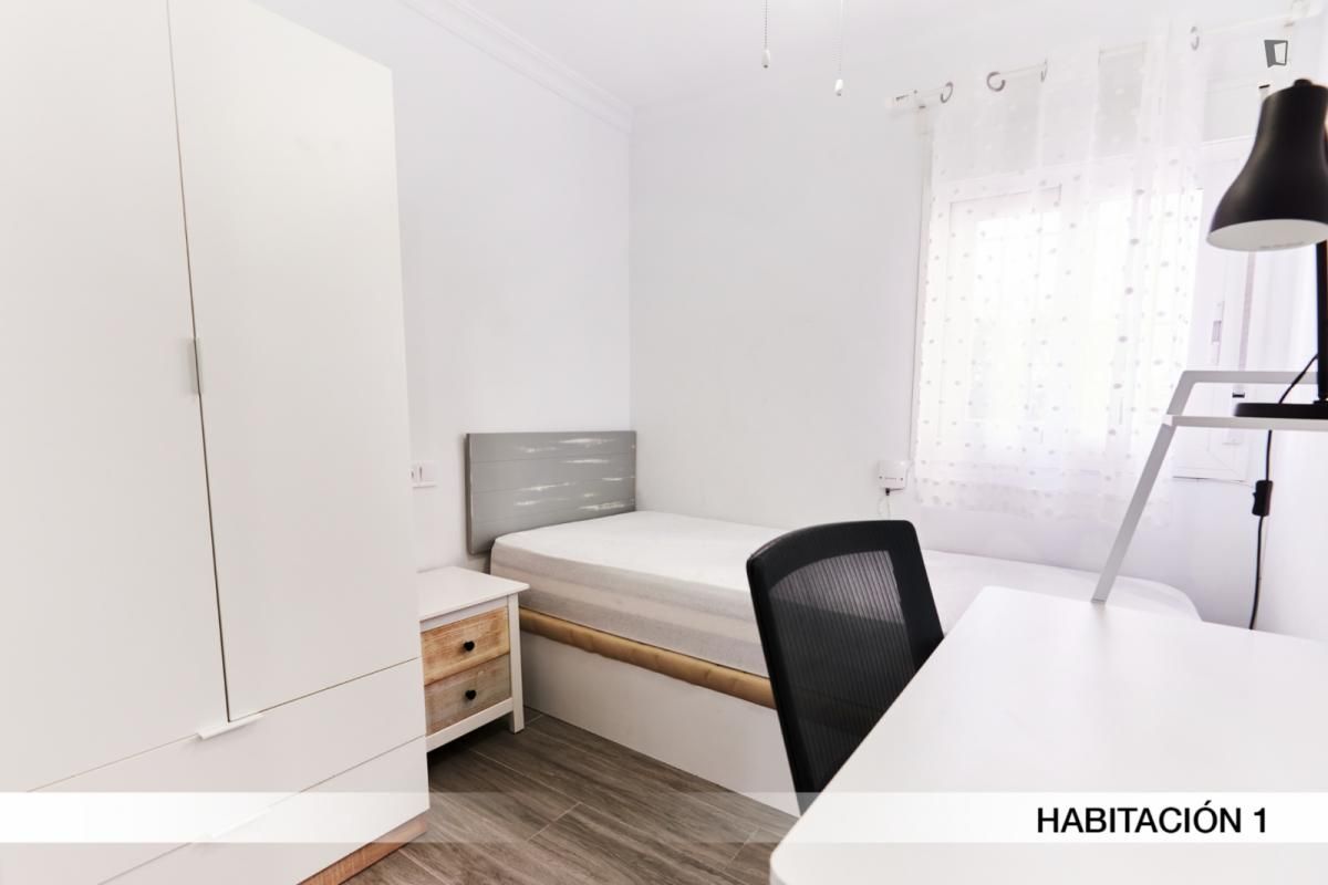 Apartment to share in La Buhaira