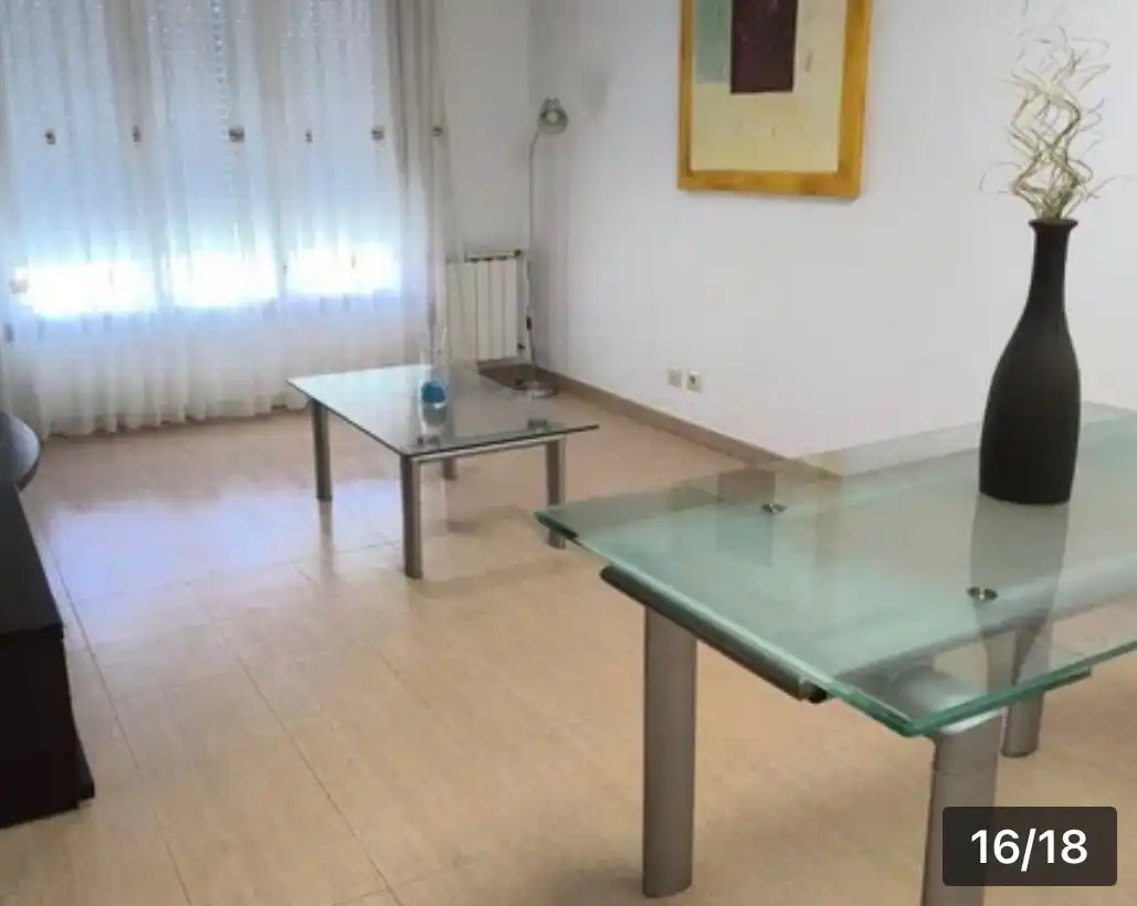 Comedor de Piso en venta en Pontevedra Capital  con Trastero y Amueblado