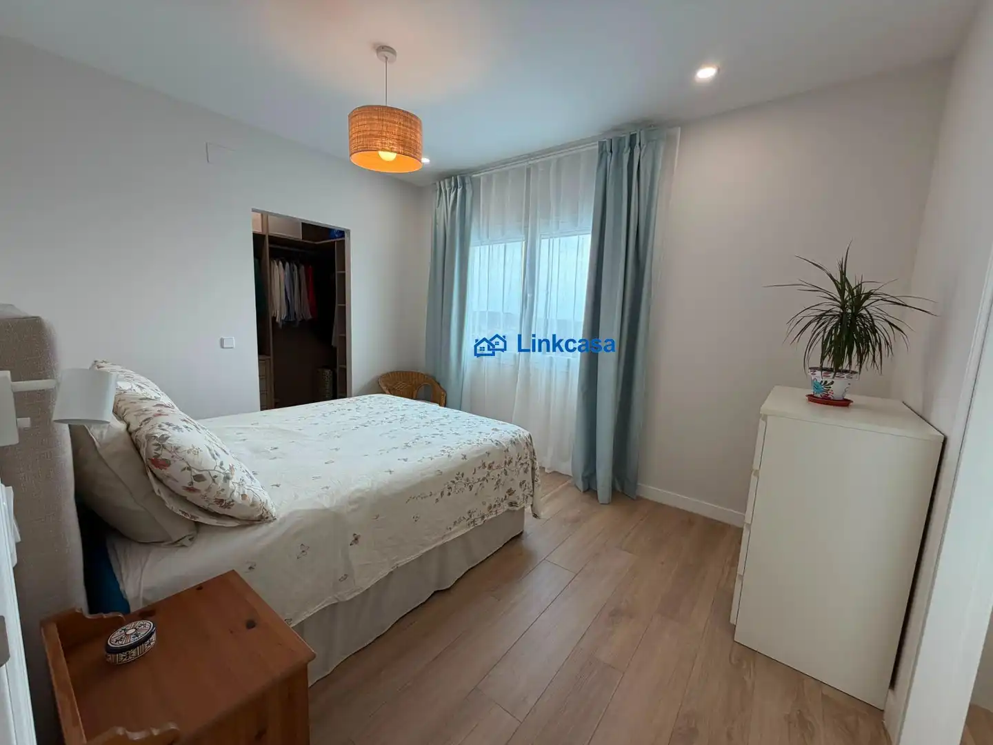 Habitación de Casa o chalet en venta en Navas del Rey con Calefacción, Jardín privado y Terraza