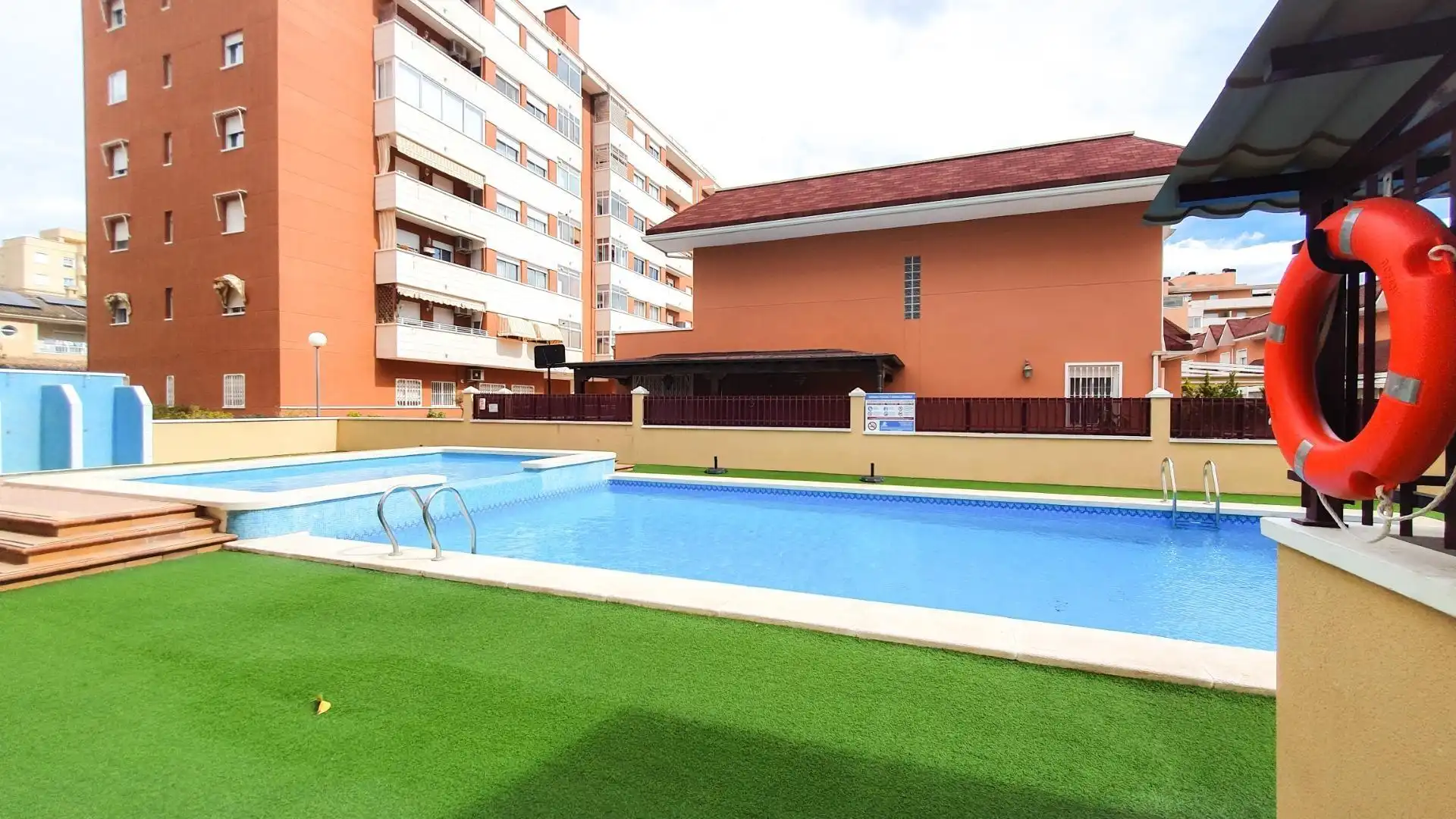Bungalow con terraza en venta en Elche ciudad, imagen 3