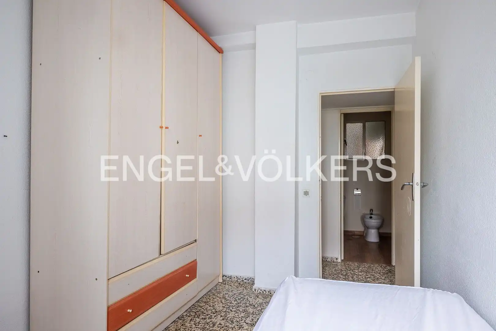Bedroom of Flat for sale in Sevilla  with Heating, Swimming Pool and Balcony