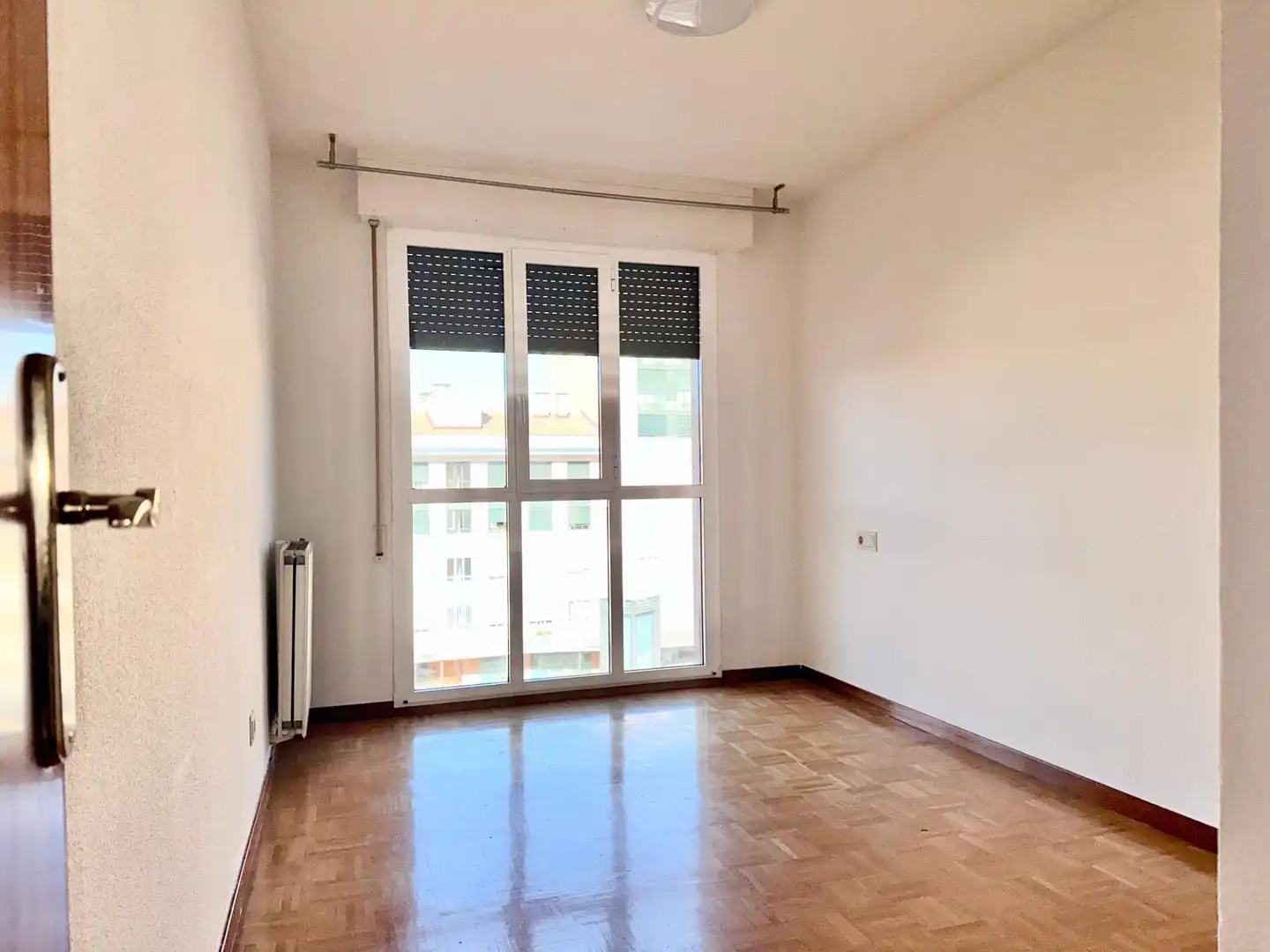 Habitación de Piso en venta en Ansoáin / Antsoain con Calefacción, Parquet y Trastero