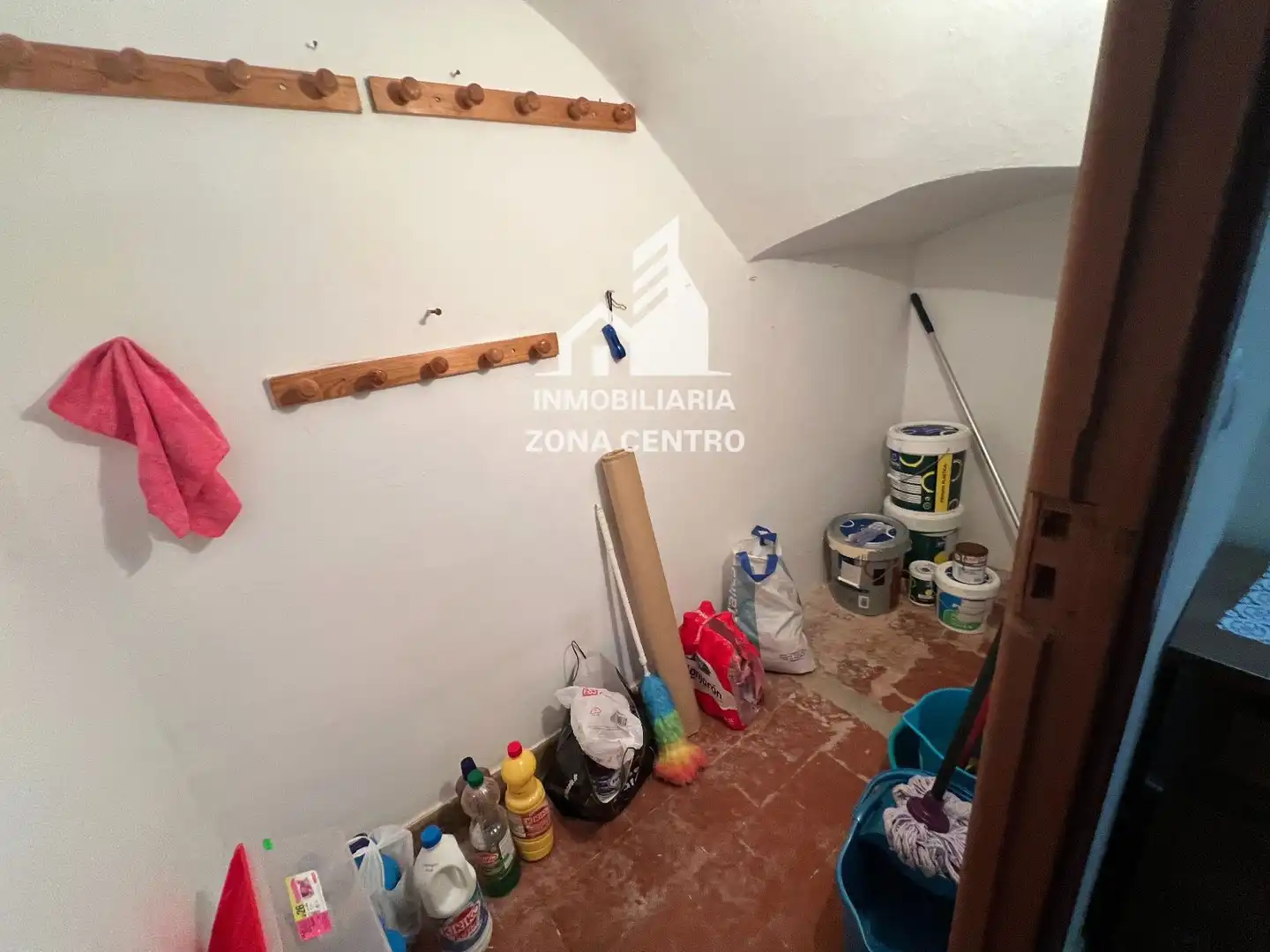 Casa adosada en venta en Sahagún con Calefacción y Amueblado