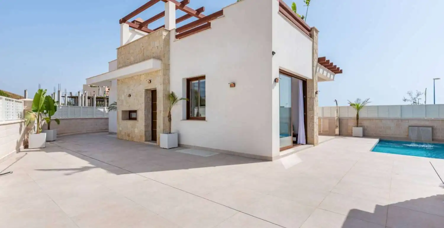 Terrassa de Casa o xalet en venda en Vera amb Aire condicionat, Terrassa i Piscina