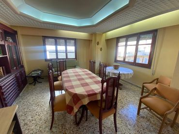 Casa rústica con balcón en venta en Albaida