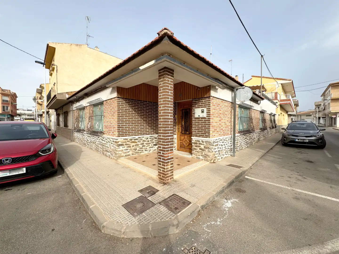 Casa aparellada en venda a Calle Antonio Trucharte
