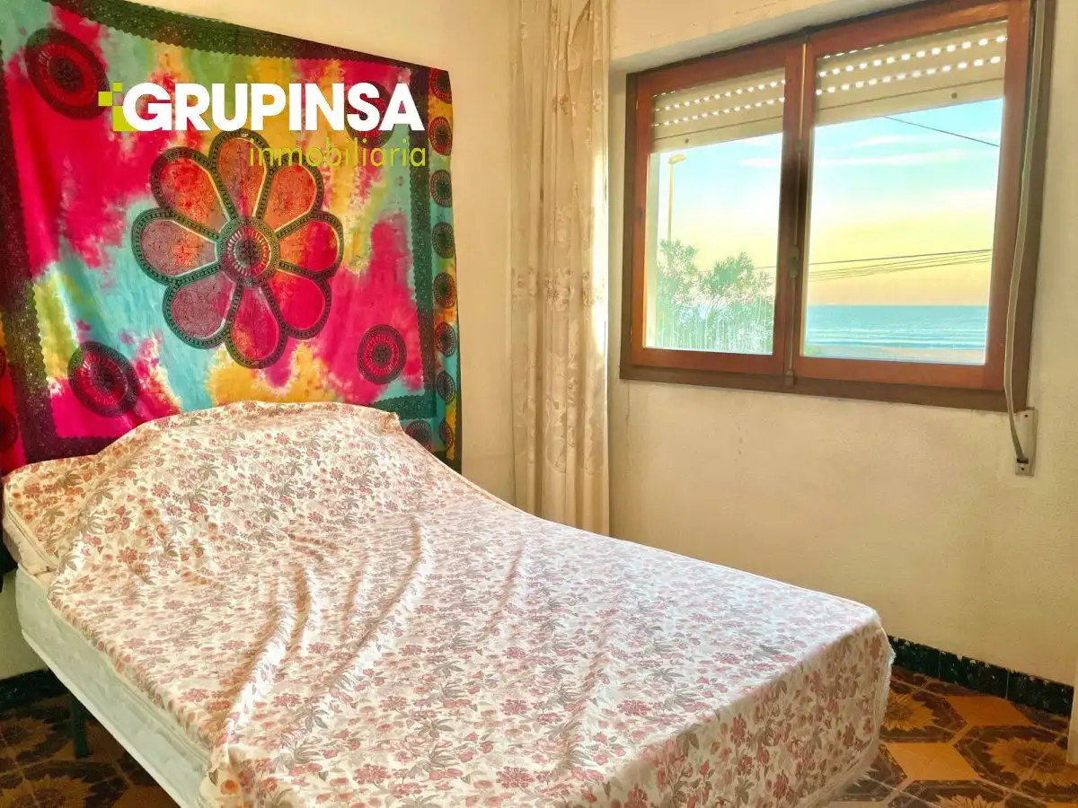 Habitación de Casa o chalet en venta en Almazora / Almassora con Jardín privado