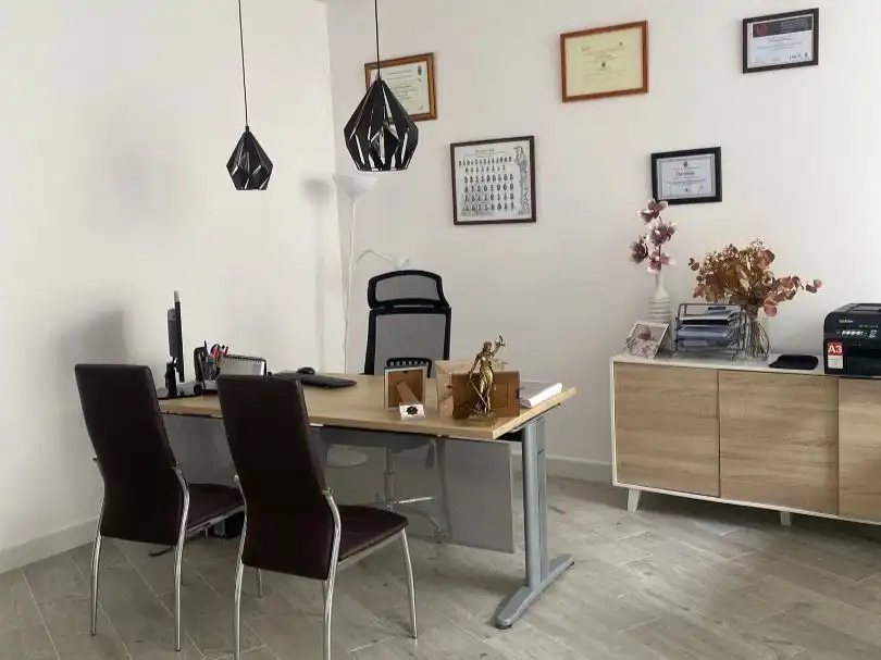 Oficina de alquiler en Algeciras con Aire acondicionado, Calefacción y Amueblado
