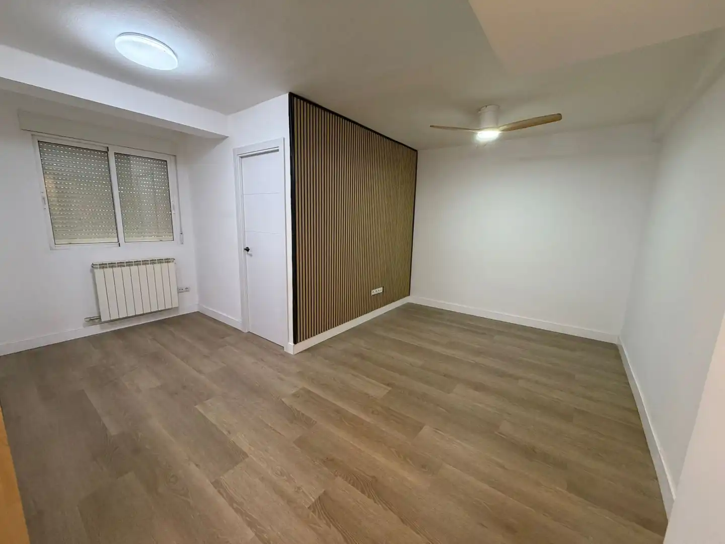 Flat for sale in Zaragoza  with Heating