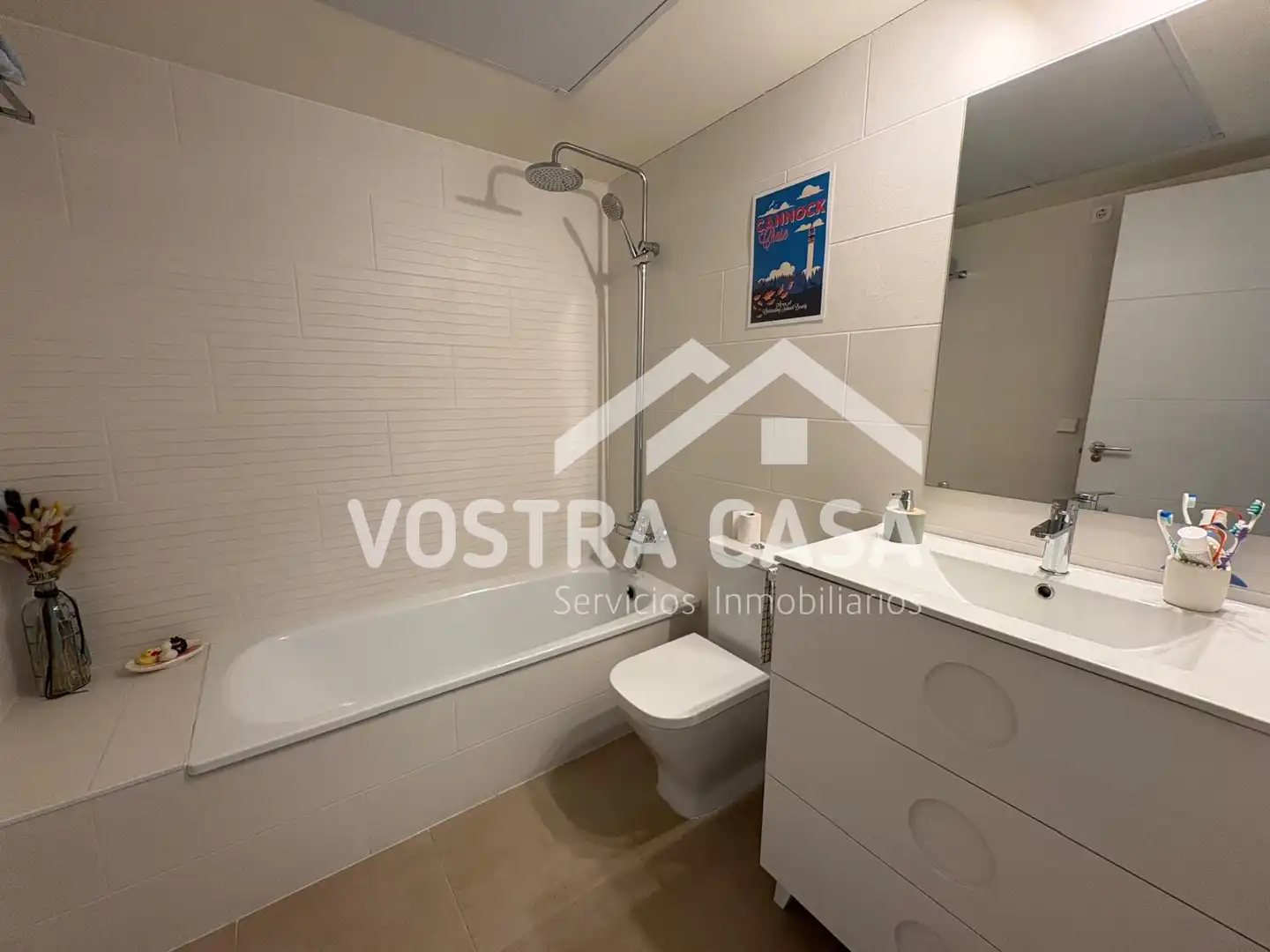 Bathroom of Attic for sale in Mislata  with Air Conditioner and Alarm