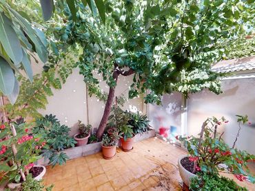 Appartamento con giardino in vendita a Avinguda Catalunya