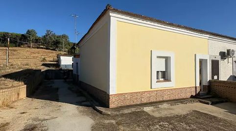 Foto 2 de Casa adosada en venda a Hv-1472, 12, La Zarza - Perrunal, Huelva