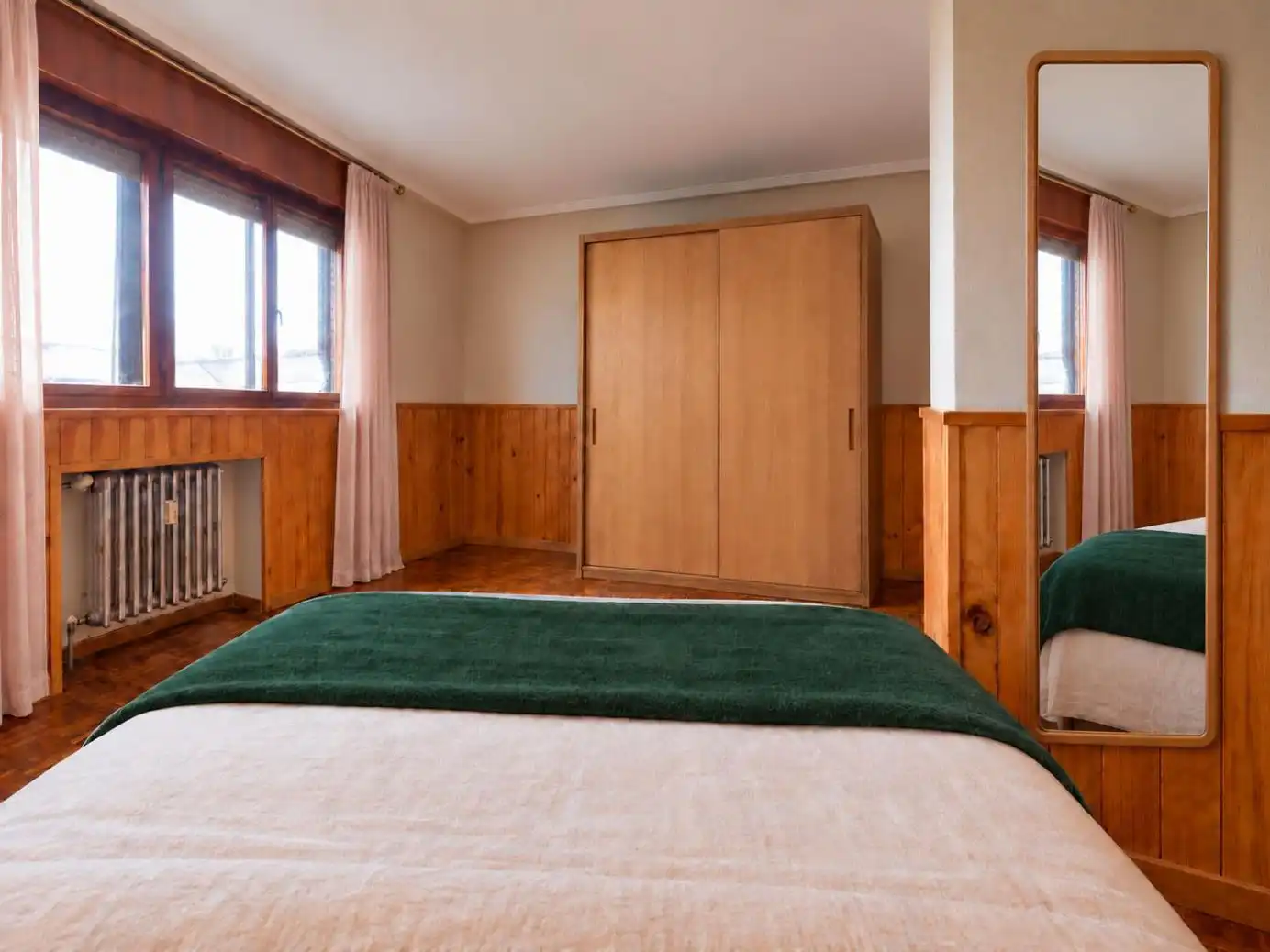 Habitación de Ático de alquiler en Centro