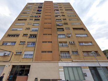 Pis amb ascensor en venda a VINT-I-CINC DE SETEMBRE 46