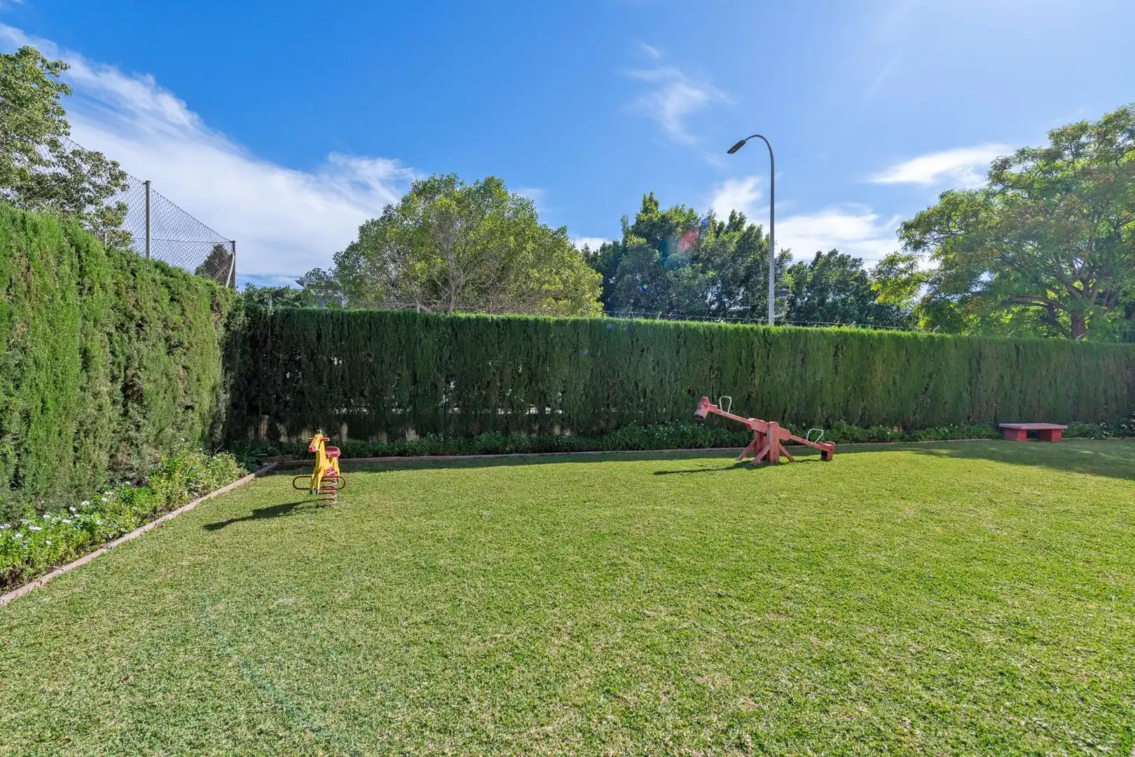 Jardín de Piso en venta en Málaga con Terraza, Trastero y Piscina comunitaria