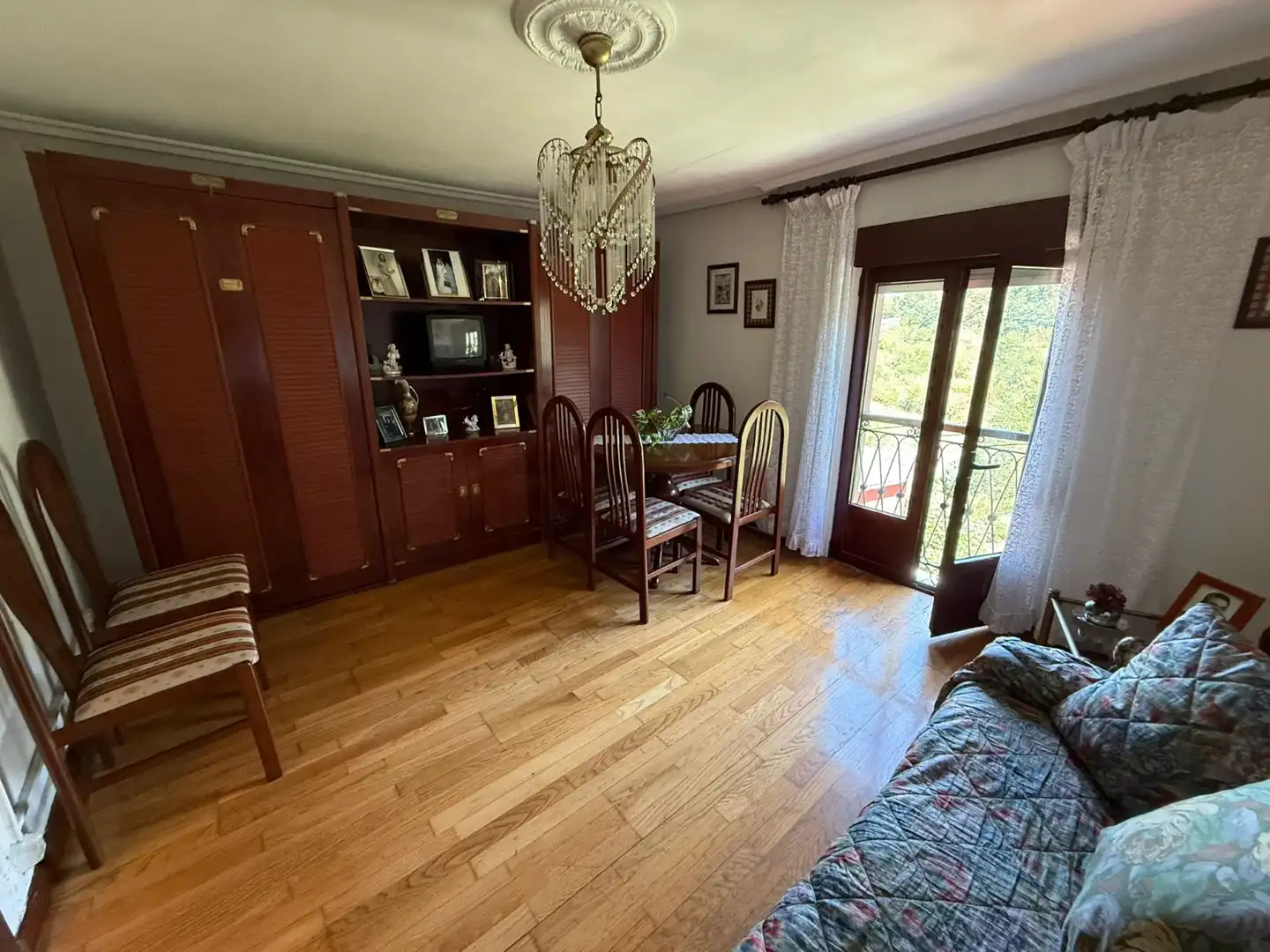 Comedor de Casa o chalet en venta en Oviedo  con Jardín privado, Parquet y Trastero