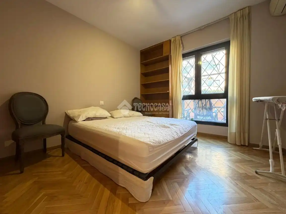 Bedroom of Flat for rent in Madrid  with Heating and Community pool