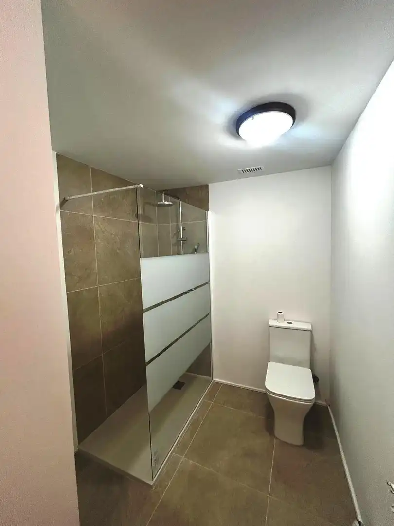 Baño de Piso de alquiler en  Palma de Mallorca con Aire acondicionado, Calefacción y Terraza