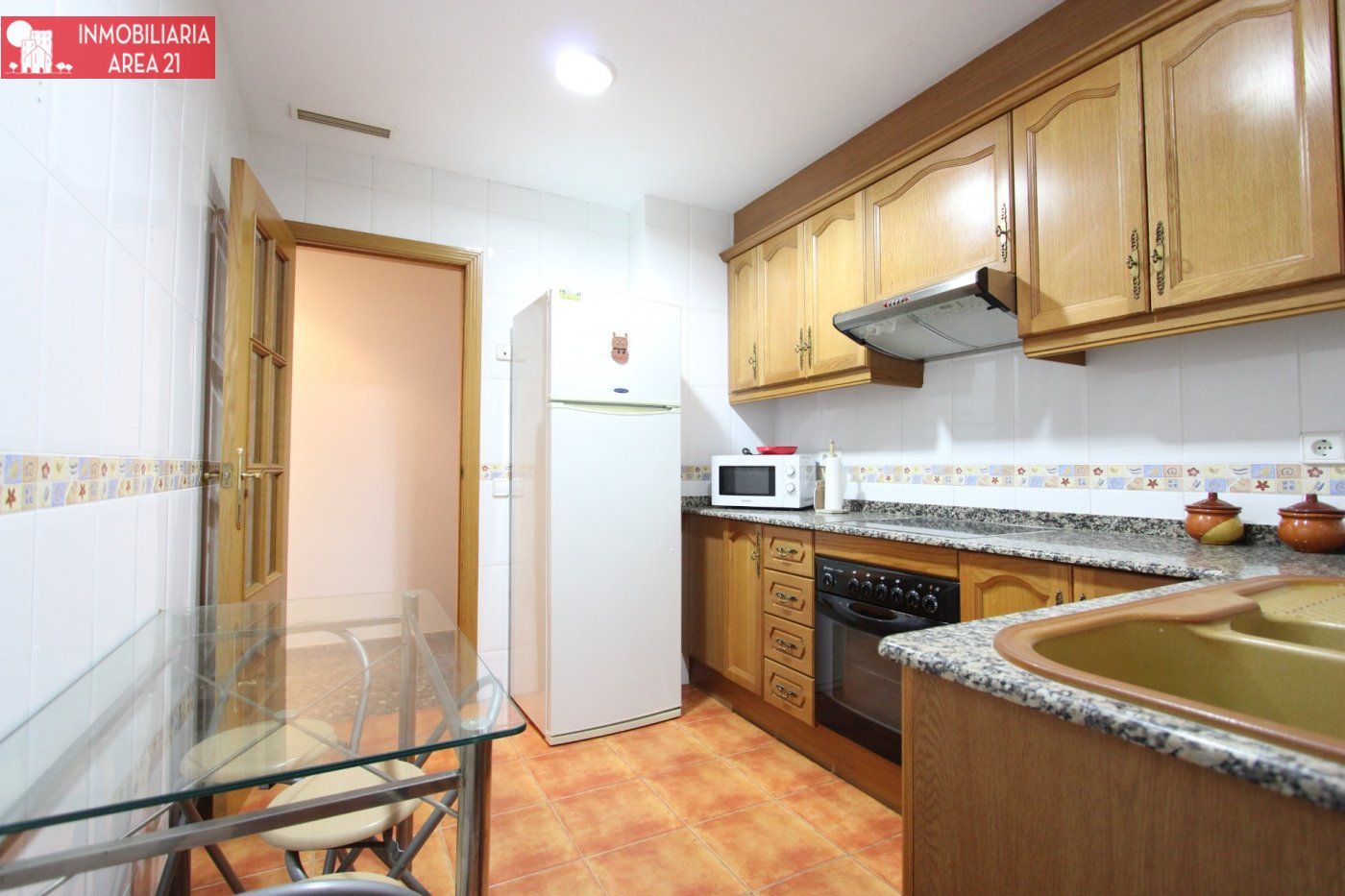 Kitchen of Flat for sale in La Pobla de Vallbona  with Storage room