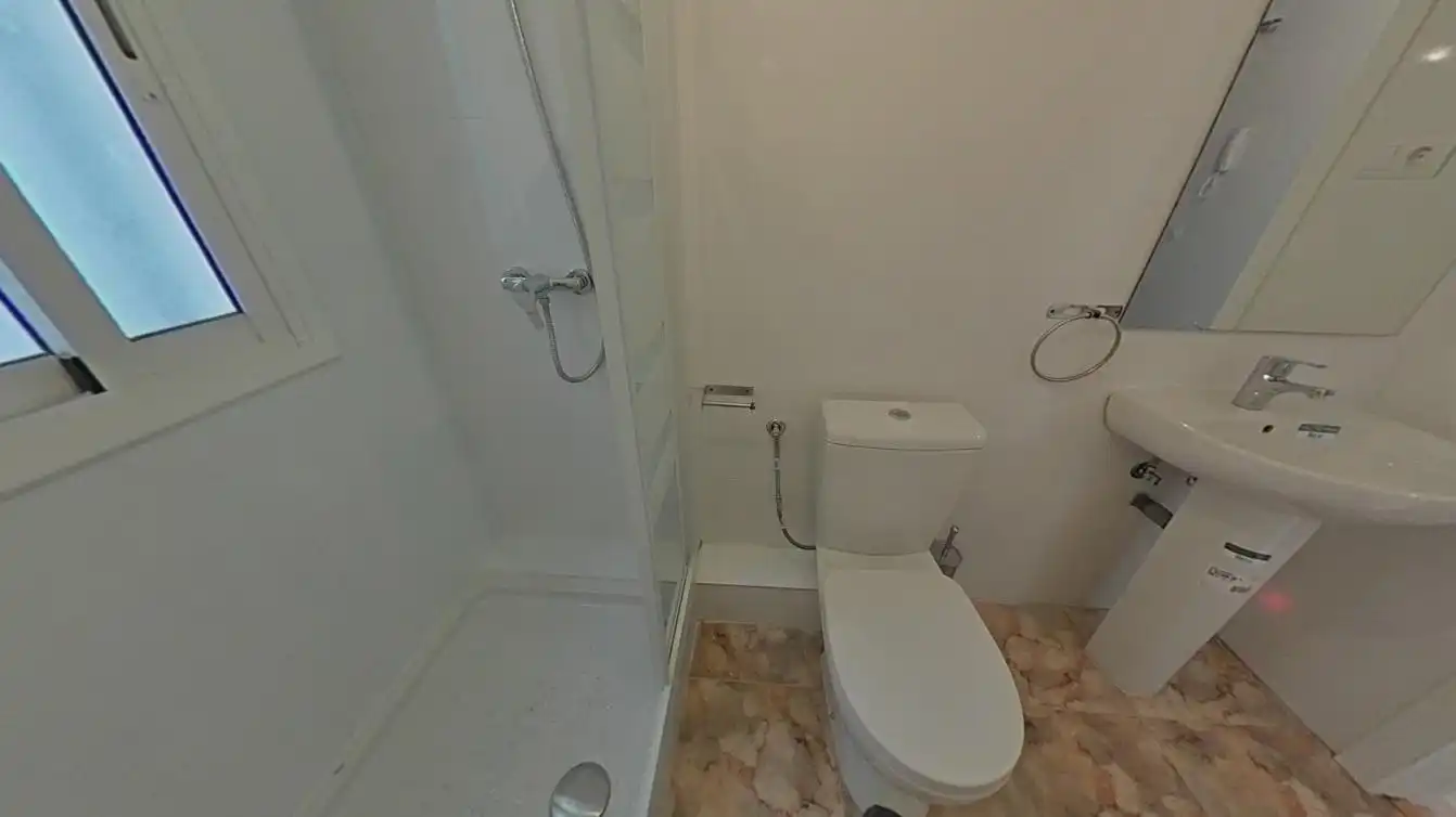 Bany de Pis en venda en Badalona