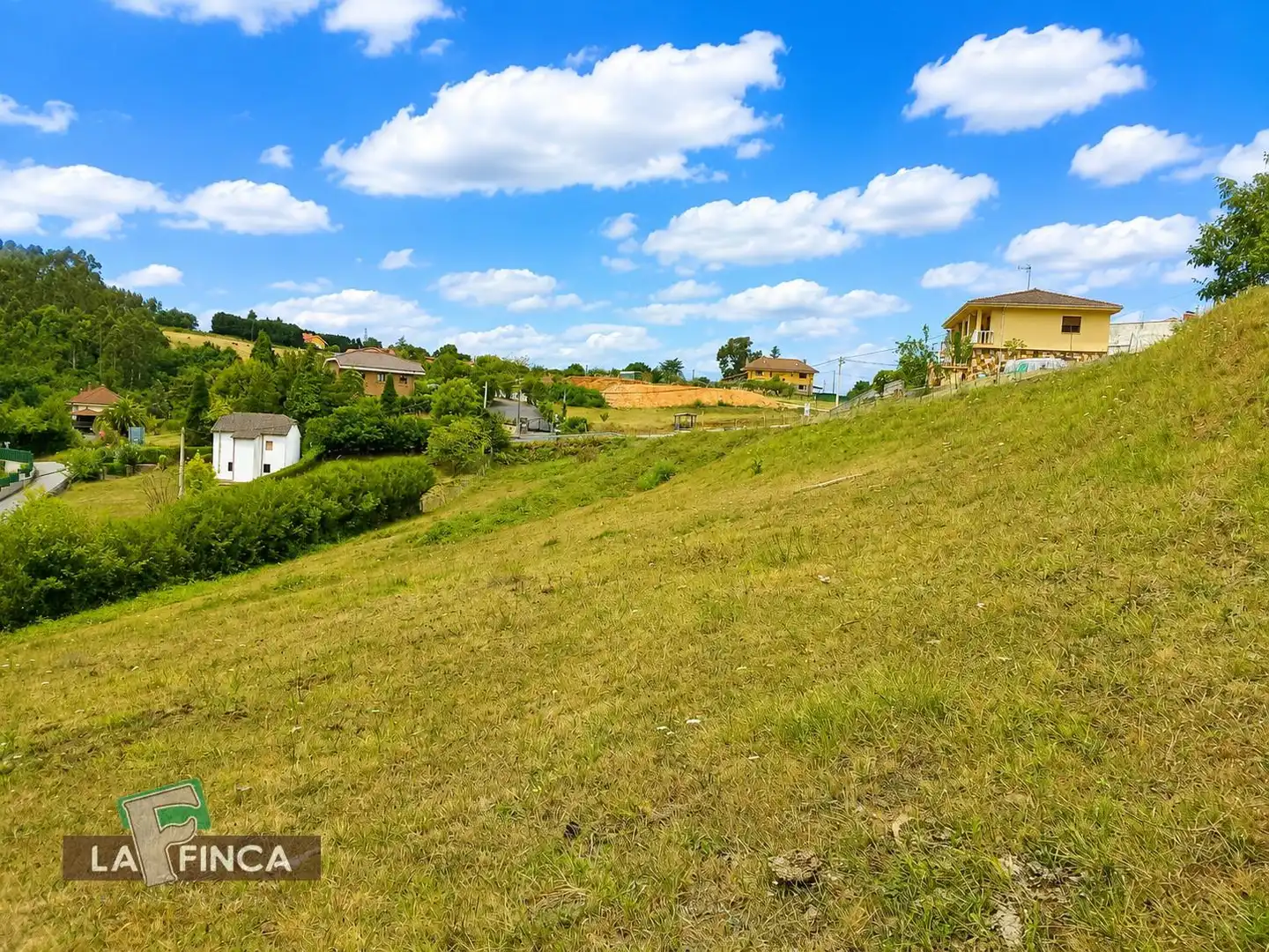 Residencial en venta en Las Regueras  