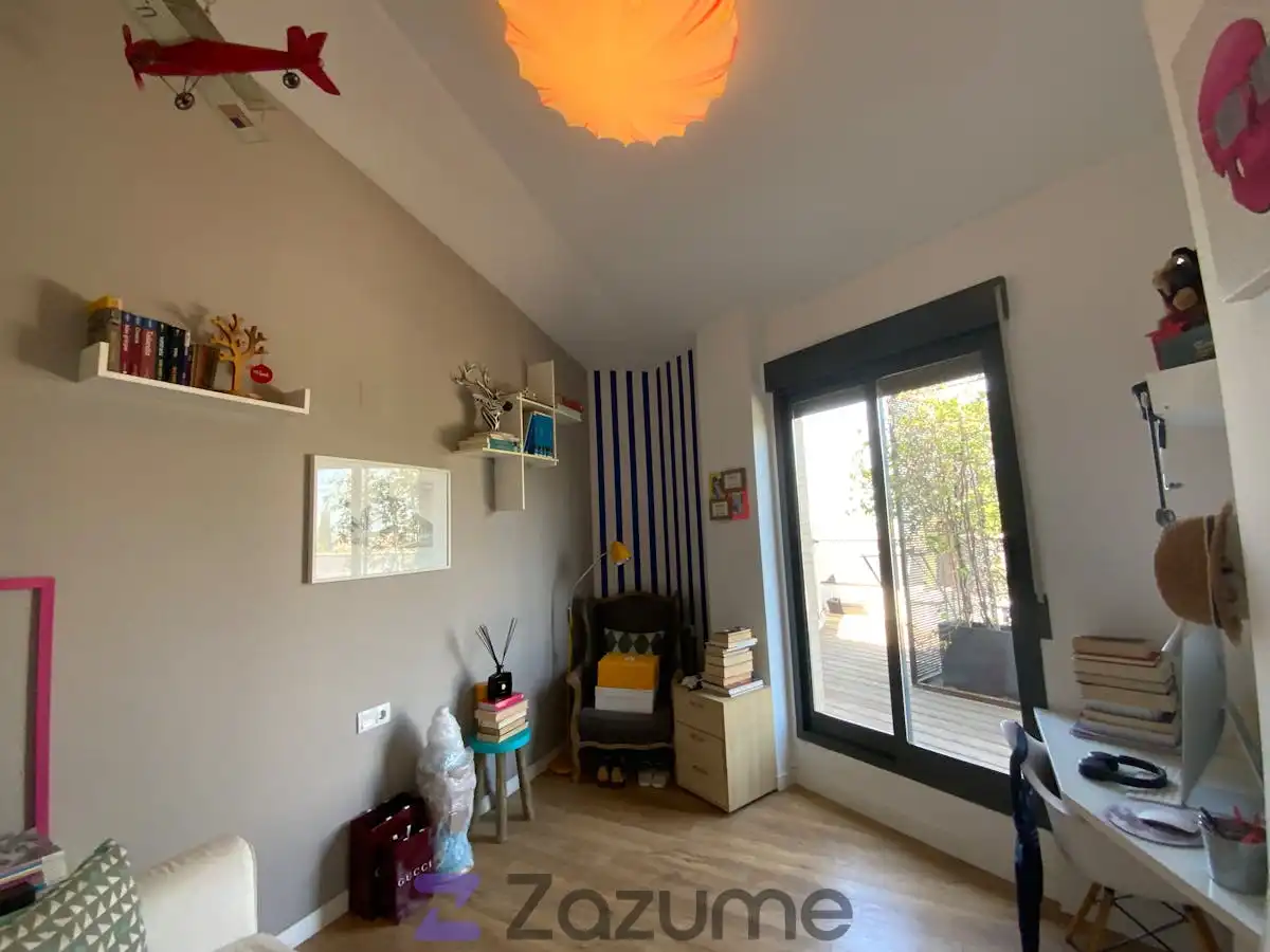 Habitación de Ático de alquiler en Paiporta con Aire acondicionado, Calefacción y Parquet