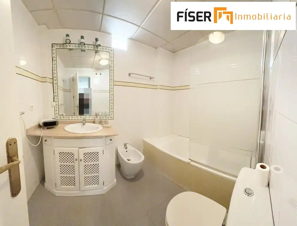 Bathroom of Flat for rent in Zafra  with Air Conditioner, Heating and Terrace