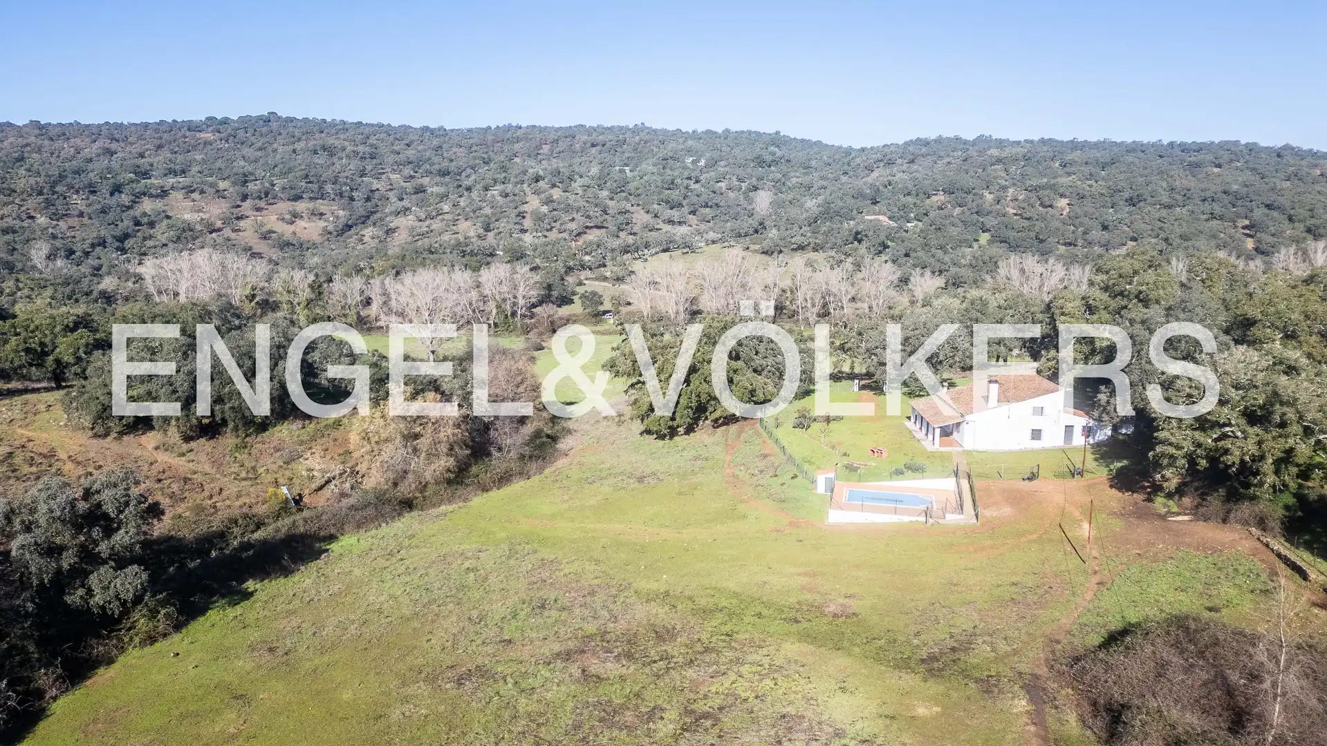 Casa o chalet en venta en Cortegana con Calefacción, Jardín privado y Trastero