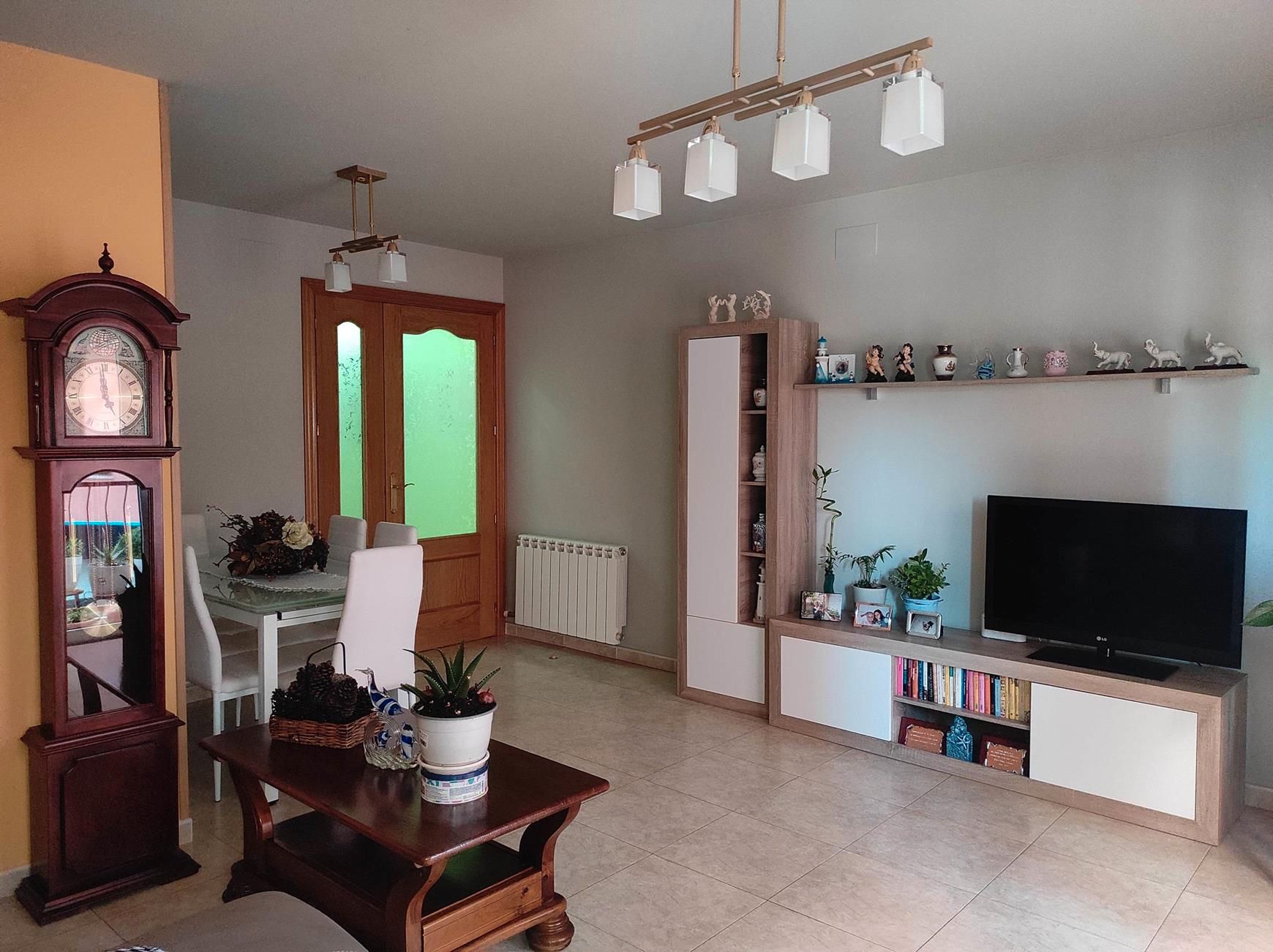 Sala d'estar de Pis en venda en Callús amb Calefacció, Traster i Balcó