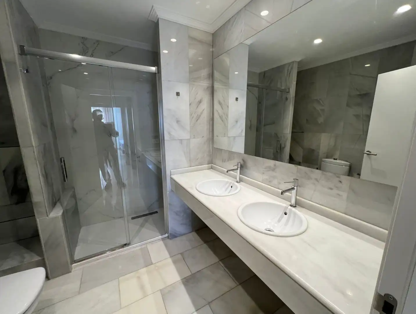 Baño de Piso de alquiler en Valencia con Aire acondicionado y Amueblado