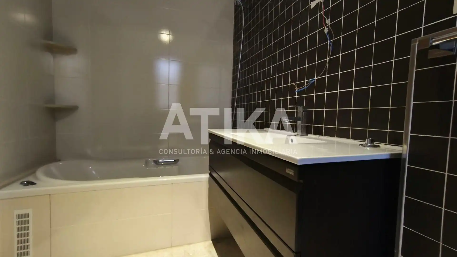 Appartamento con terrazza in vendita a Sant Josep - Zona Hospital, imagen 15