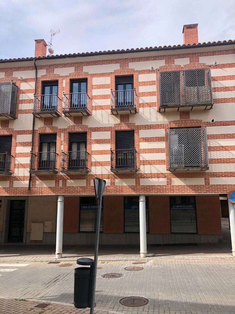 Exterior view of Duplex for sale in Arévalo  with Furnished