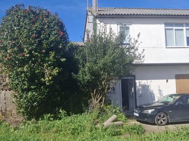 House with garden for sale in Carballo