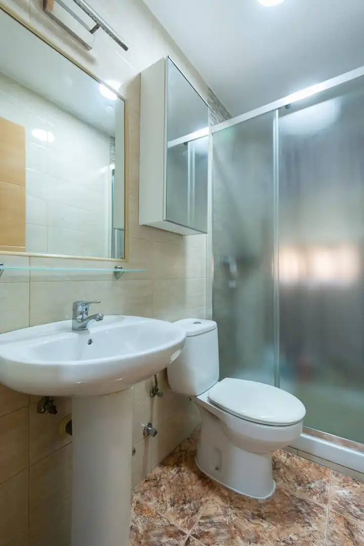 Baño de Casa adosada en venta en Cartagena con Aire acondicionado, Calefacción y Jardín privado