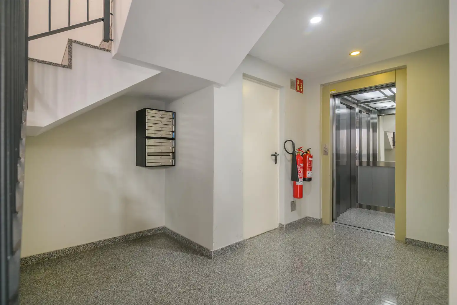 Piso con terraza en venta en Viladecans - CL VICENTA ESCODA, imagen 52