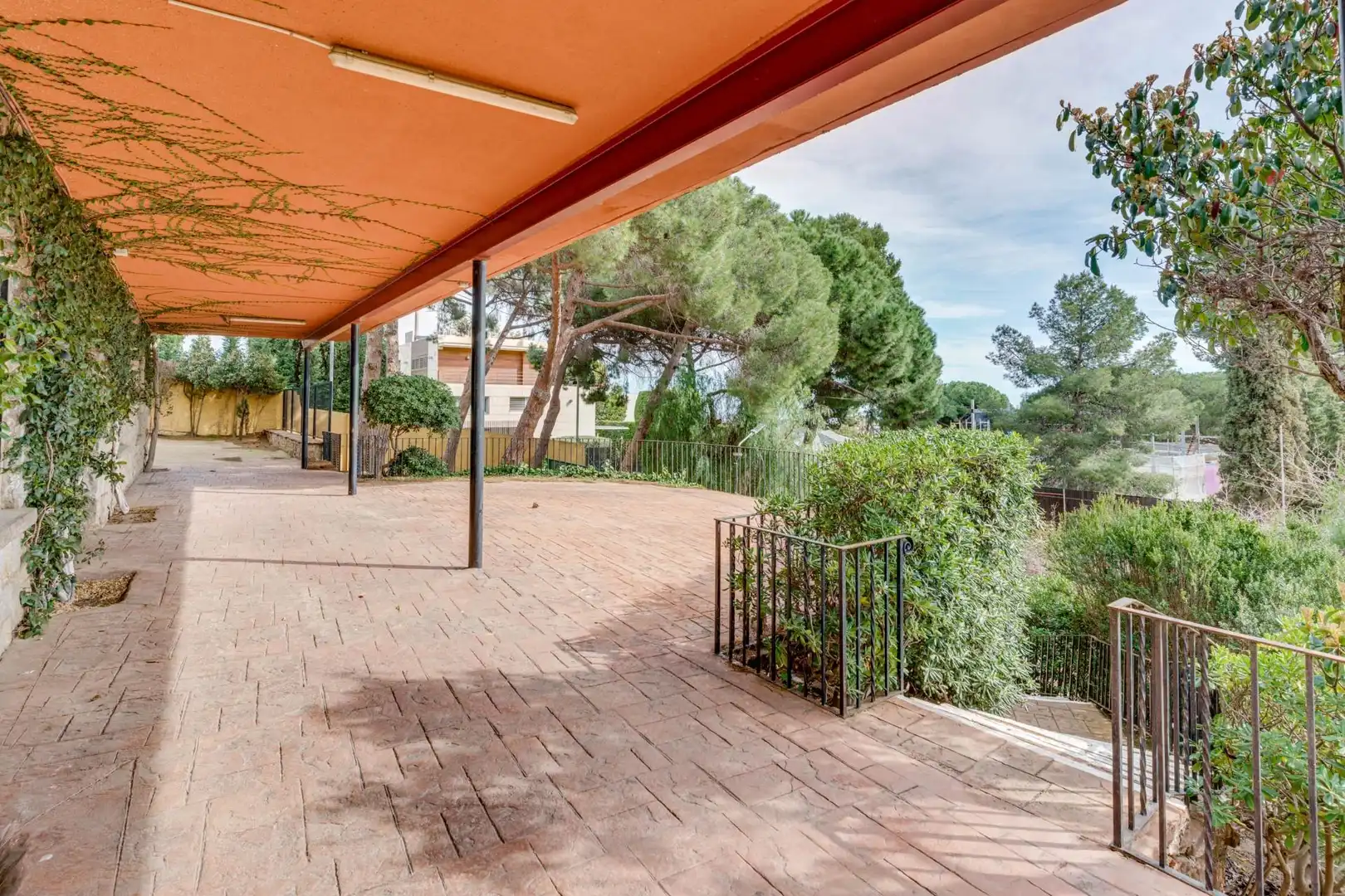 Terrasse von Geschaftsraum zur Miete in Barcelona
