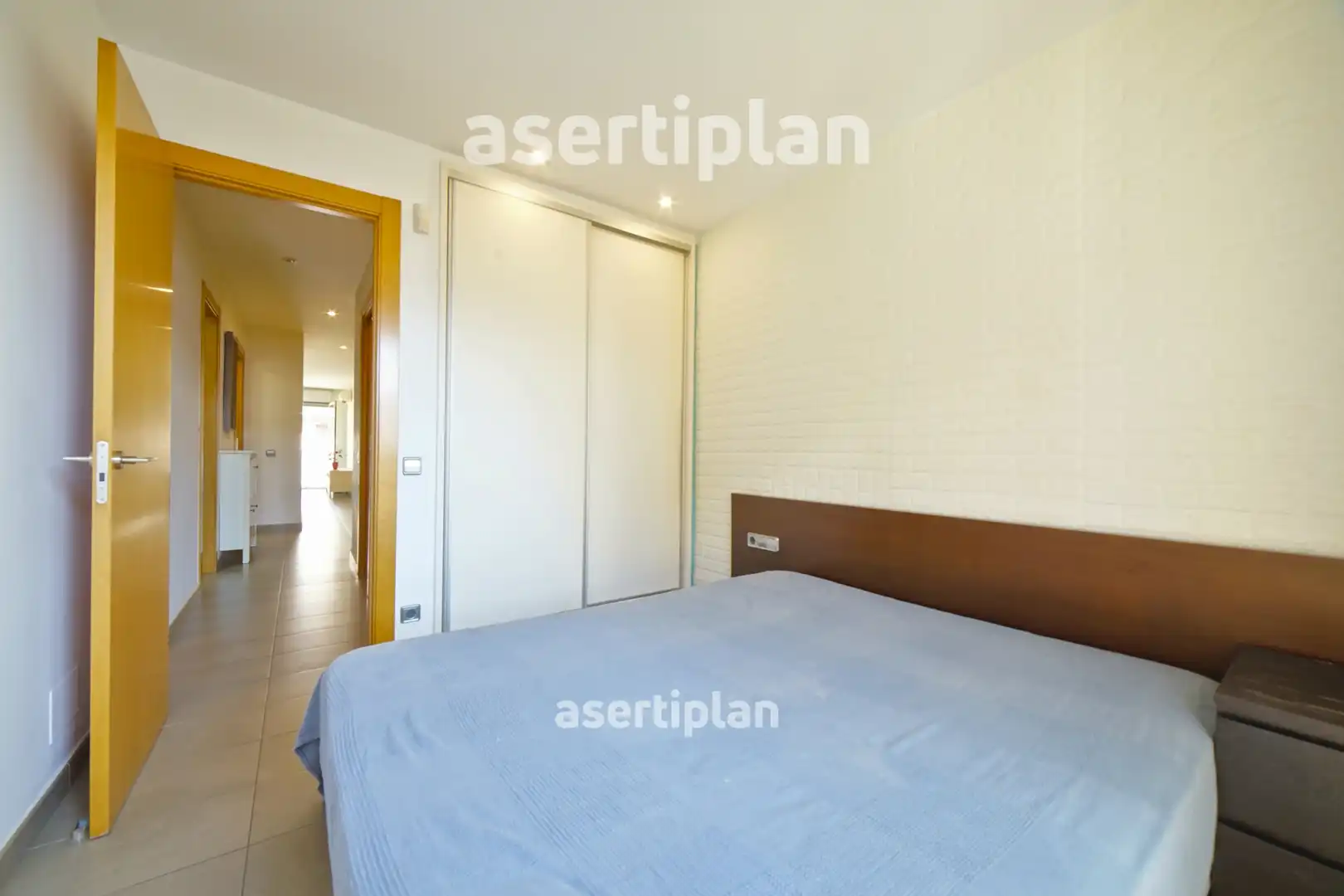 Wohnung zur Miete in Camí Ral de la Mercè, Centre