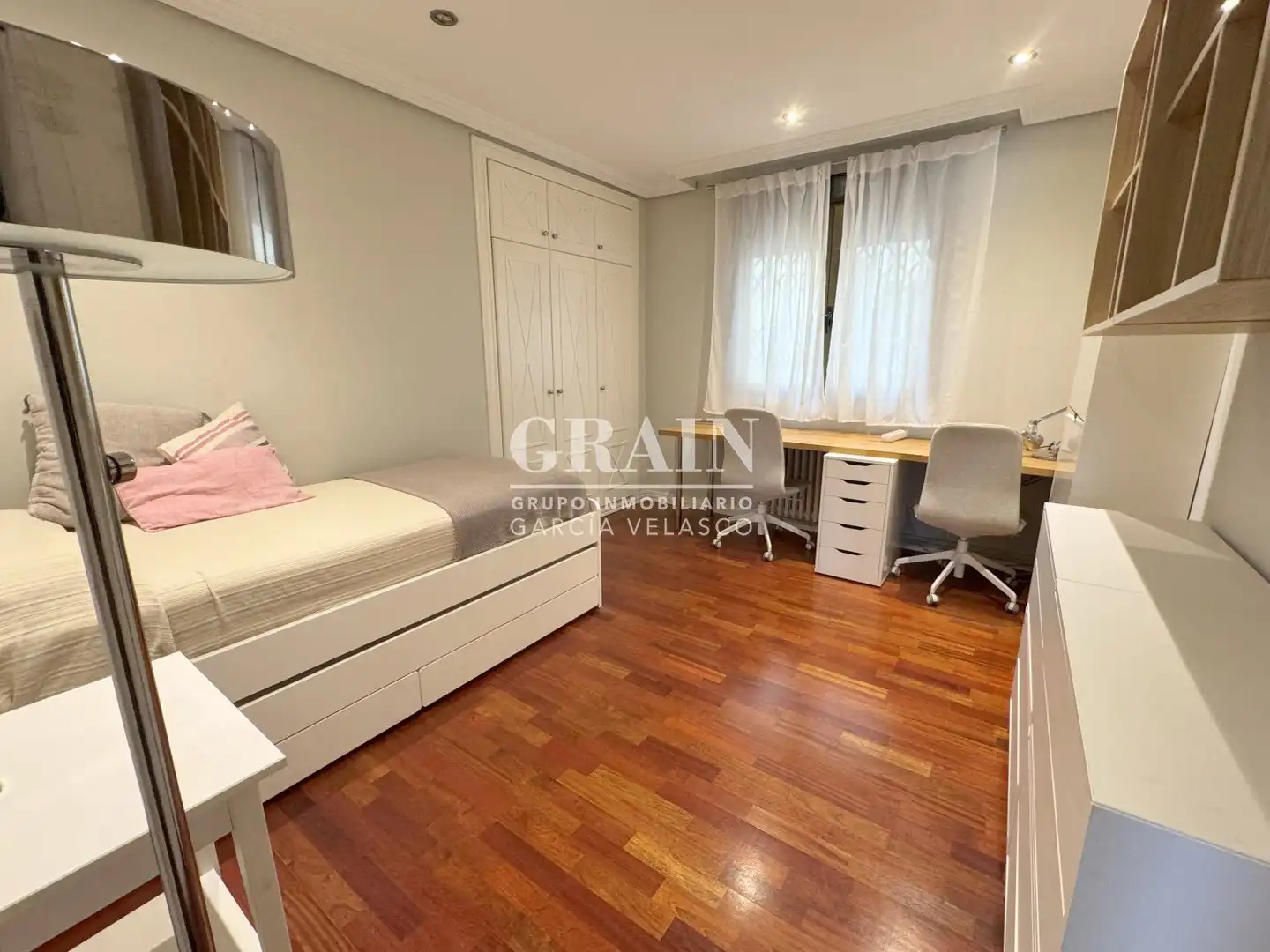 Bedroom of Flat for rent in Albacete  with Air Conditioner and Heating