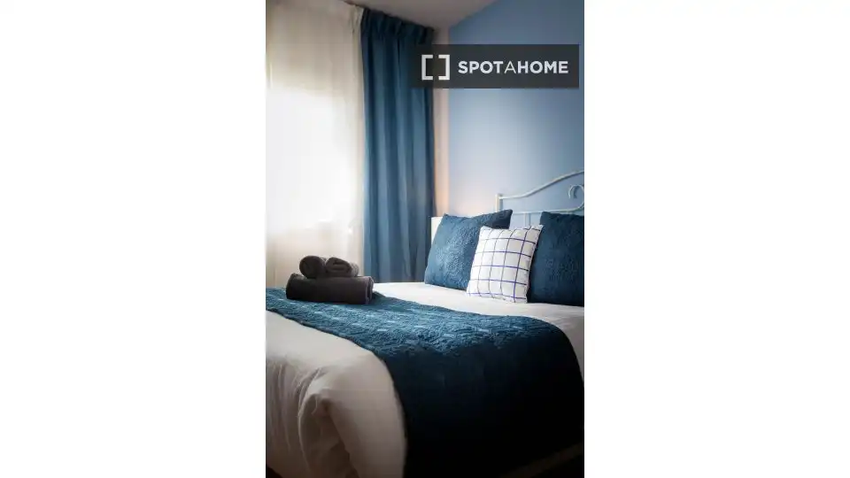 Habitación de Apartamento para compartir en Mijas con Aire acondicionado, Terraza y Amueblado
